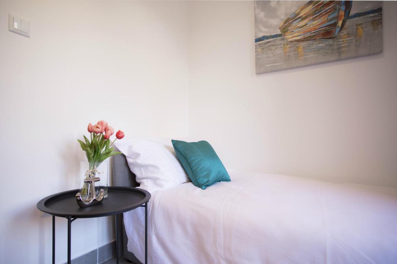 Studio Apartment Zen City Centre Сплит Екстериор снимка
