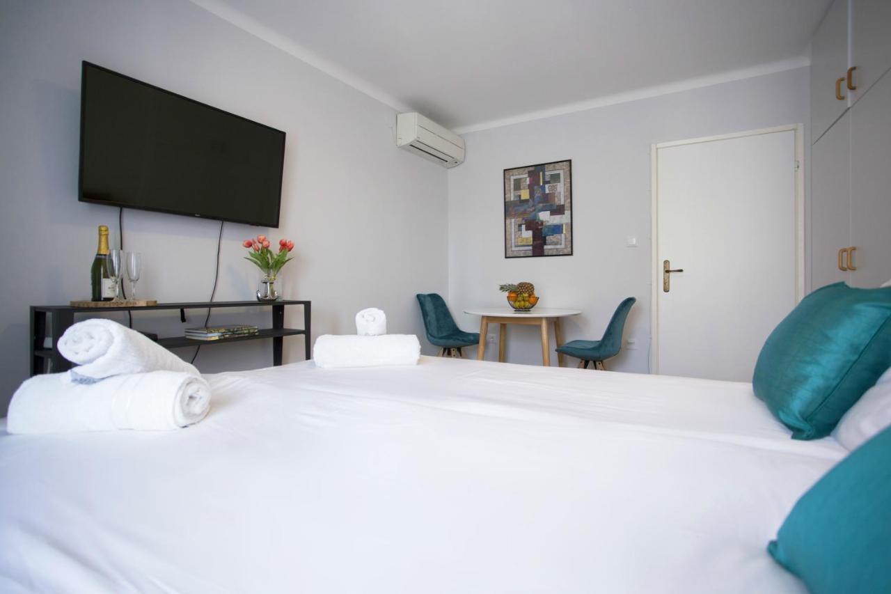 Studio Apartment Zen City Centre Сплит Екстериор снимка